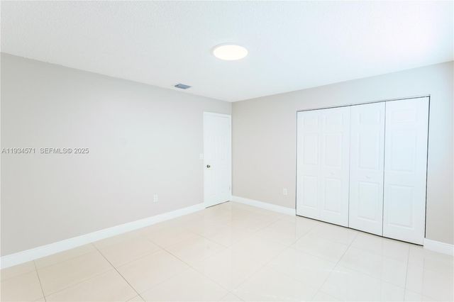 5145 SW 140th Pl, Miami, FL 33175