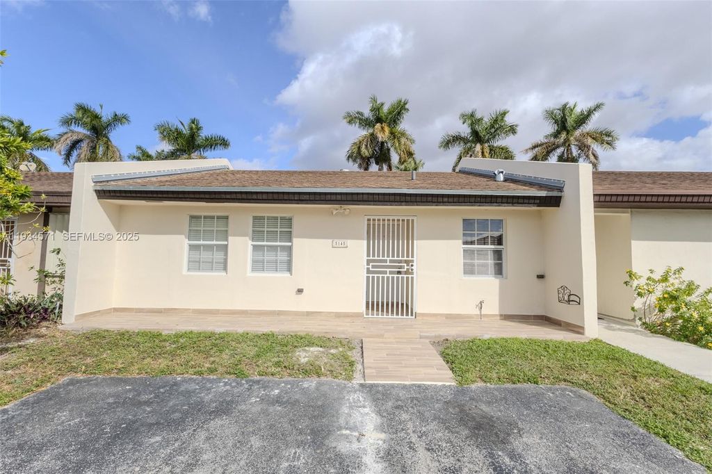 5145 SW 140th Pl, Miami, FL 33175