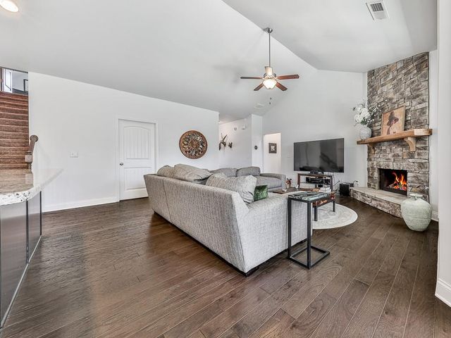 155 Alder Landing N, Dallas, GA 30132