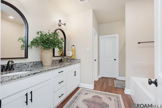 2429 Bald Cypress Dr, Baton Rouge, LA 70816