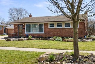 35327 W Chicago Street, Livonia, MI 48150