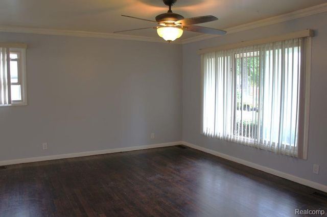 47440 Jeffry, Shelby Charter Township, MI 48317