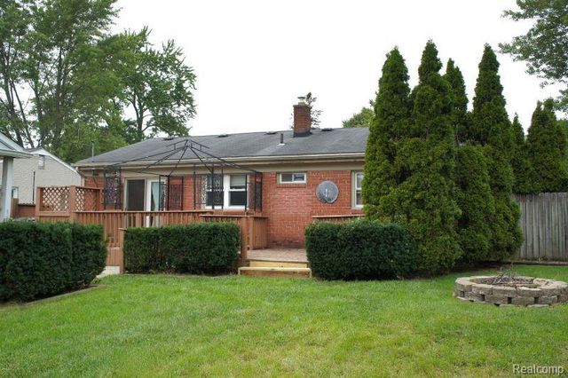 47440 Jeffry, Shelby Charter Township, MI 48317