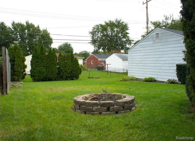 47440 Jeffry, Shelby Charter Township, MI 48317