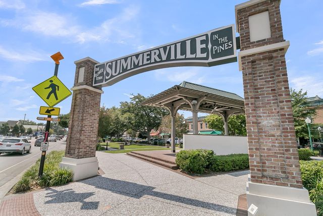 211 E Richardson Avenue, Summerville, SC 29483