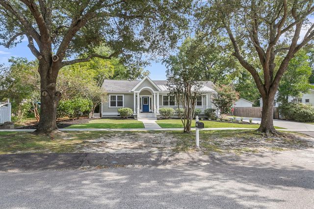 211 E Richardson Avenue, Summerville, SC 29483