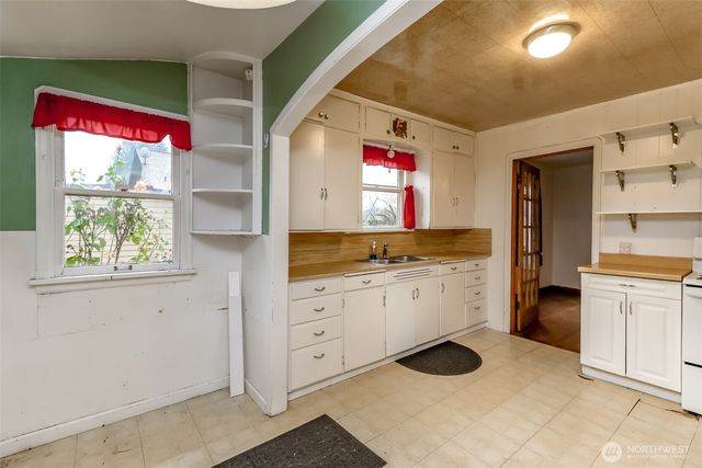 31704 102nd Avenue SE, Auburn, WA 98092