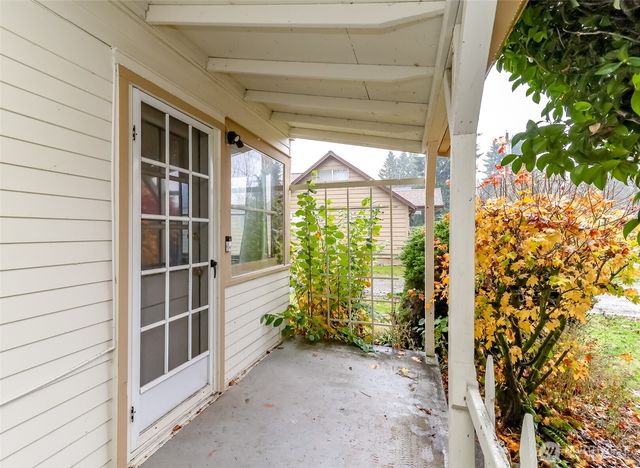 31704 102nd Avenue SE, Auburn, WA 98092