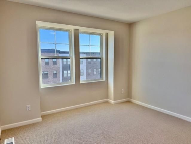 909 Mount Curve Boulevard F, Saint Paul, MN 55116