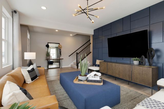 909 Mount Curve Boulevard F, Saint Paul, MN 55116