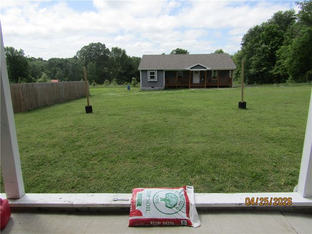 205 Cedarvale Road, Berryville, AR 72616