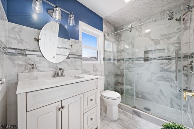 247 E 6Th St, Clifton City, NJ 07011