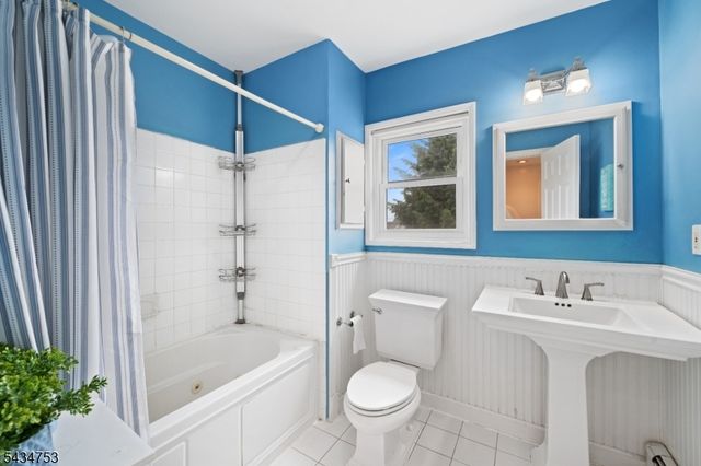 247 E 6Th St, Clifton City, NJ 07011