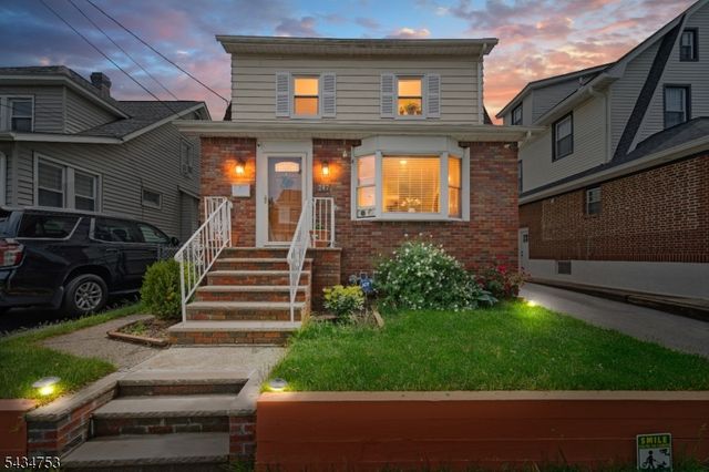 247 E 6Th St, Clifton City, NJ 07011
