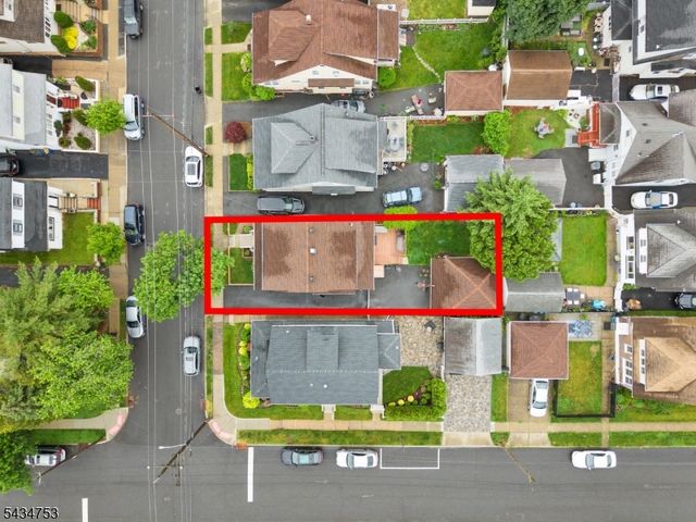 247 E 6Th St, Clifton City, NJ 07011