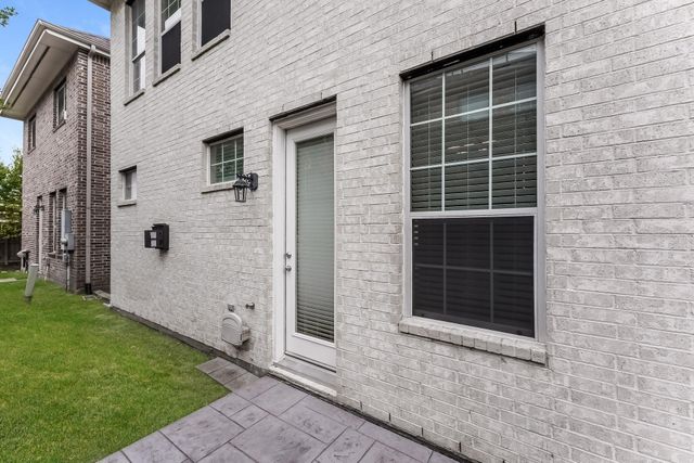 3215 Holly Thicket Drive, Houston, TX 77042