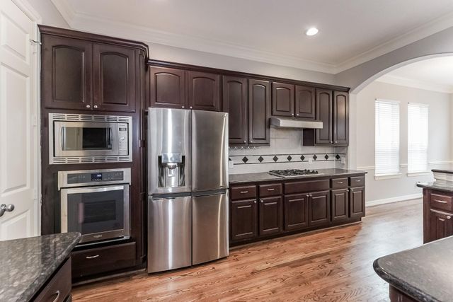 3215 Holly Thicket Drive, Houston, TX 77042