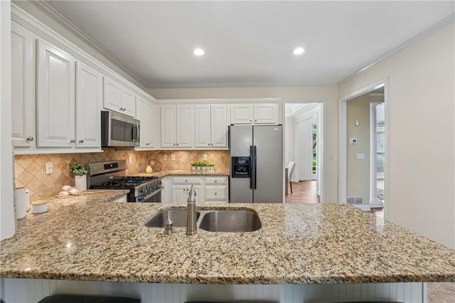 7215 Amberleigh Way, Johns Creek, GA 30097