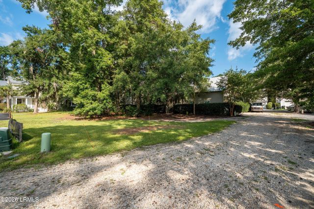 3 S Loudon Drive, Beaufort, SC 29906