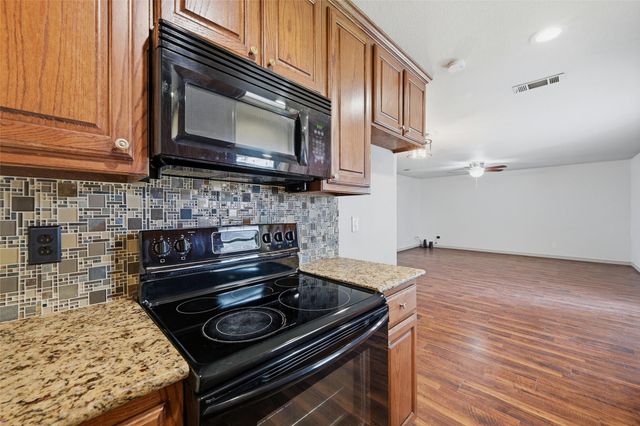 2401 Richmond Drive, Plano, TX 75074