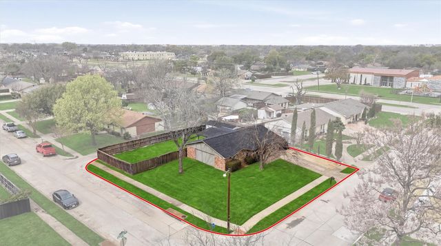 2401 Richmond Drive, Plano, TX 75074