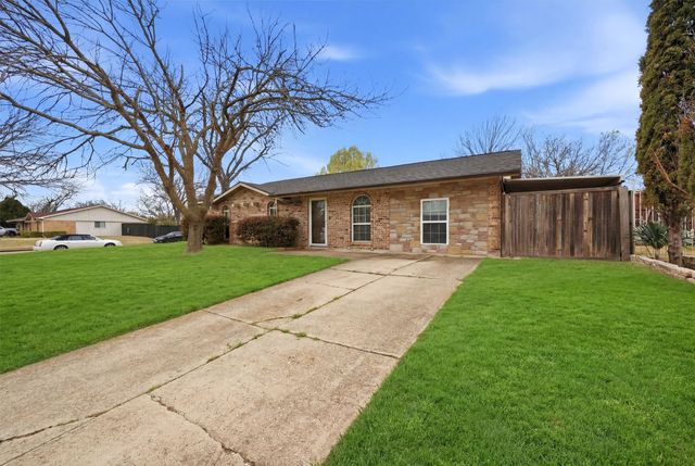 2401 Richmond Drive, Plano, TX 75074