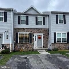 47 HOLSTEIN DR, Hanover, PA 17331
