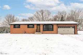 4696 Hurless Drive SW, Canton, OH 44706