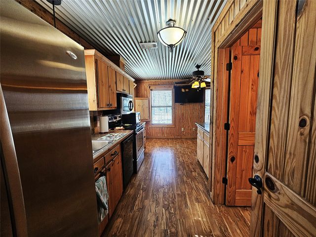 414 Lcr 763, Groesbeck, TX 76642