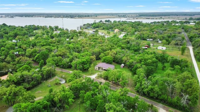 414 Lcr 763, Groesbeck, TX 76642