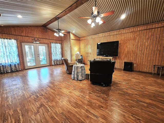 414 Lcr 763, Groesbeck, TX 76642