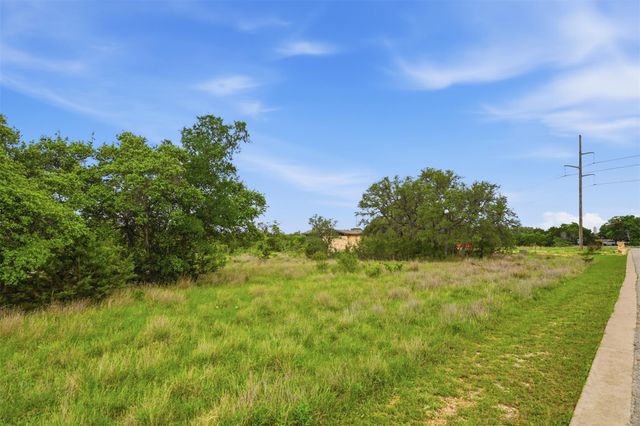 320 Onion Creek LN, Driftwood, TX 78619