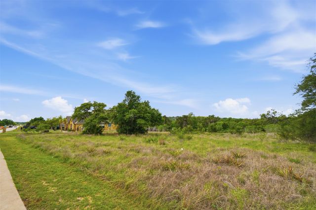 320 Onion Creek LN, Driftwood, TX 78619