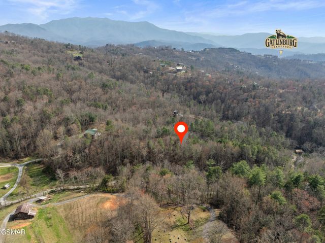 520 Huskey Grove Road, Sevierville, TN 37876