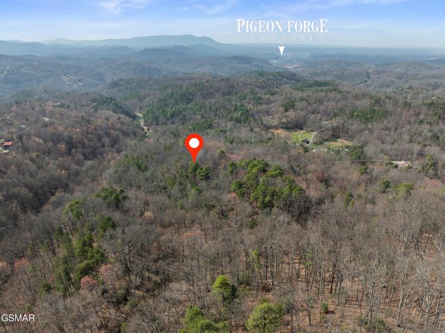 520 Huskey Grove Road, Sevierville, TN 37876