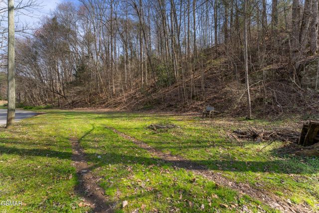 520 Huskey Grove Road, Sevierville, TN 37876