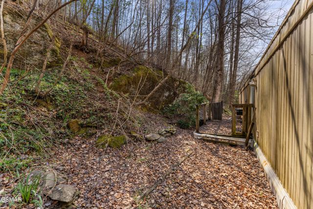 520 Huskey Grove Road, Sevierville, TN 37876