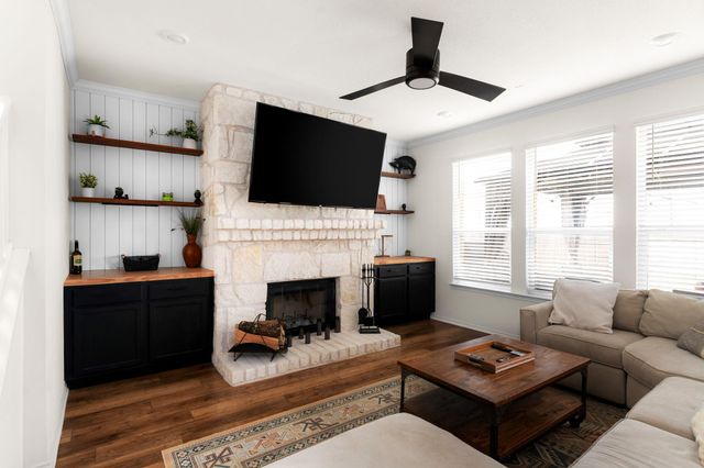 7810 Song Sparrow DR 2, Austin, TX 78744