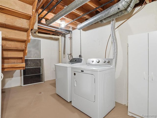 115 Manor Way, Rochester Hills, MI 48309