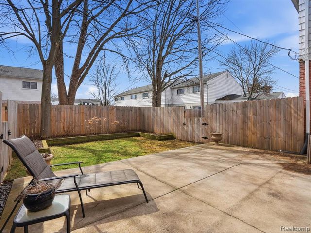 115 Manor Way, Rochester Hills, MI 48309