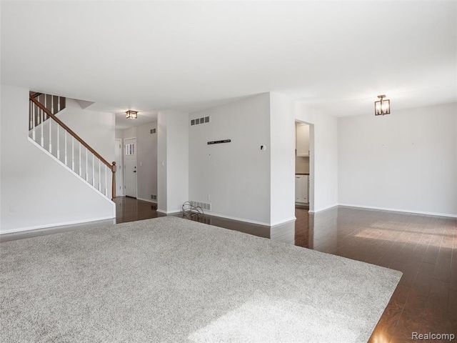 115 Manor Way, Rochester Hills, MI 48309