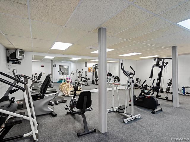 115 Manor Way, Rochester Hills, MI 48309