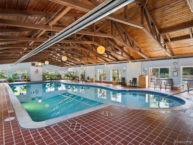 115 Manor Way, Rochester Hills, MI 48309