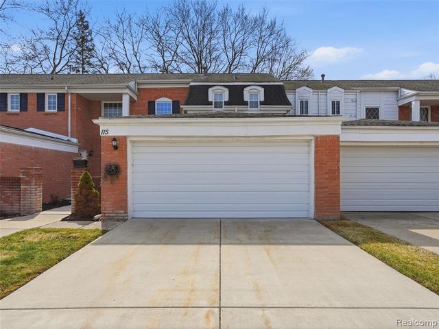 115 Manor Way, Rochester Hills, MI 48309