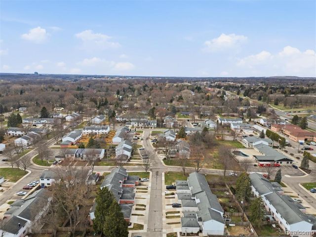 115 Manor Way, Rochester Hills, MI 48309