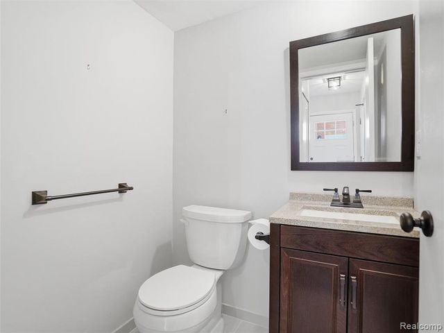 115 Manor Way, Rochester Hills, MI 48309