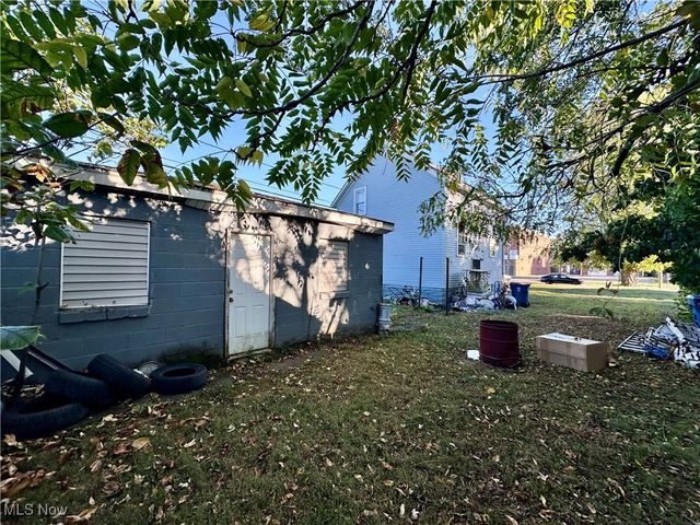 112 W 25th Street, Lorain, OH 44052