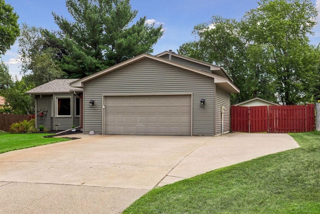 13137 Crooked Lake Boulevard NW, Coon Rapids, MN 55448 — photo 2