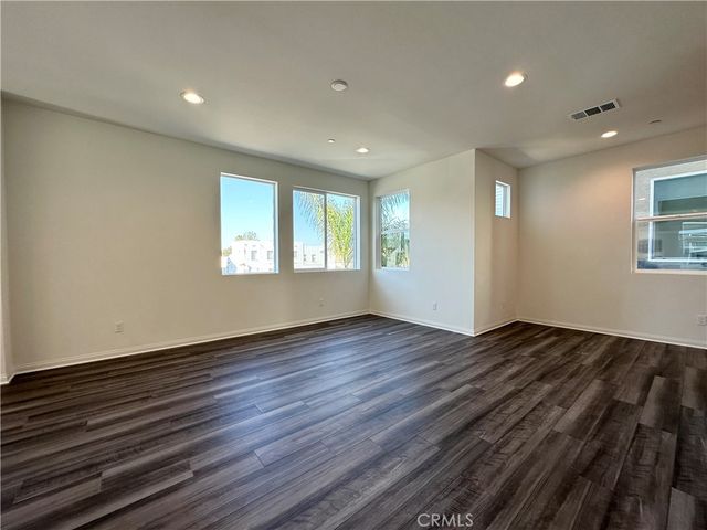 311 N Standard Avenue, Santa Ana, CA 92701