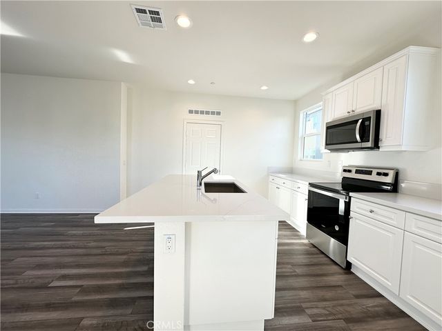 311 N Standard Avenue, Santa Ana, CA 92701